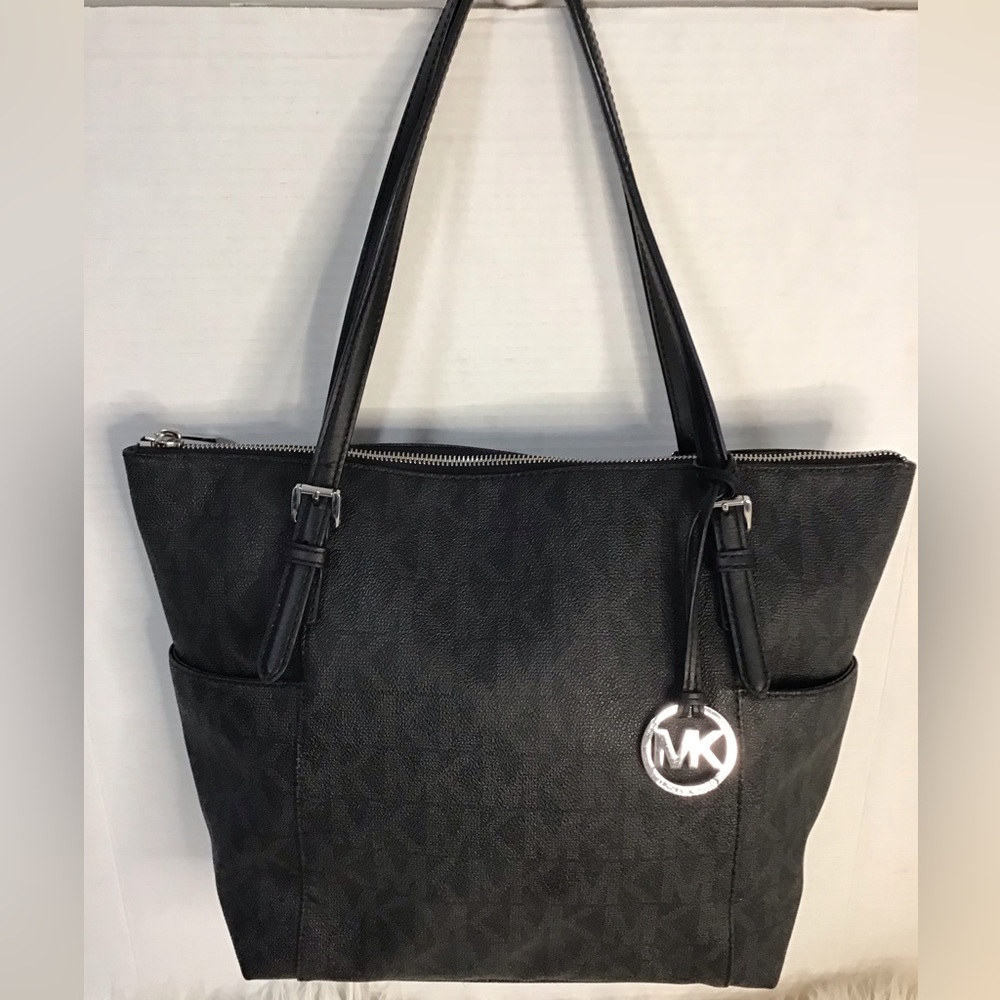 MICHAEL KORS Jet Set Tote Saffiano Leather 15”x11” EUC